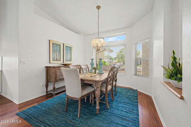 1924 E EL FREDA Road, Tempe, AZ 85284