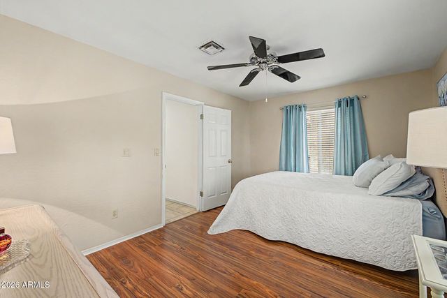 1924 E EL FREDA Road, Tempe, AZ 85284