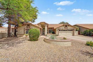 1924 E EL FREDA Road, Tempe, AZ 85284