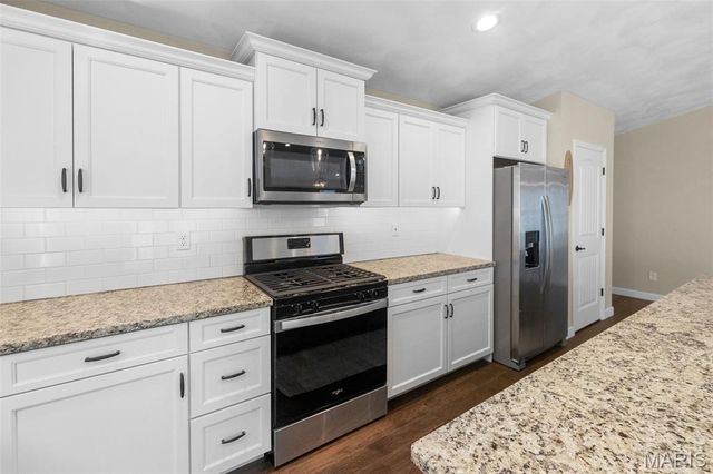 1420 McKinley Street, Mascoutah, IL 62258