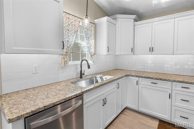 1420 McKinley Street, Mascoutah, IL 62258