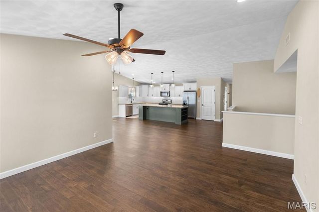 1420 McKinley Street, Mascoutah, IL 62258