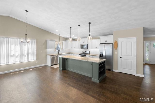 1420 McKinley Street, Mascoutah, IL 62258