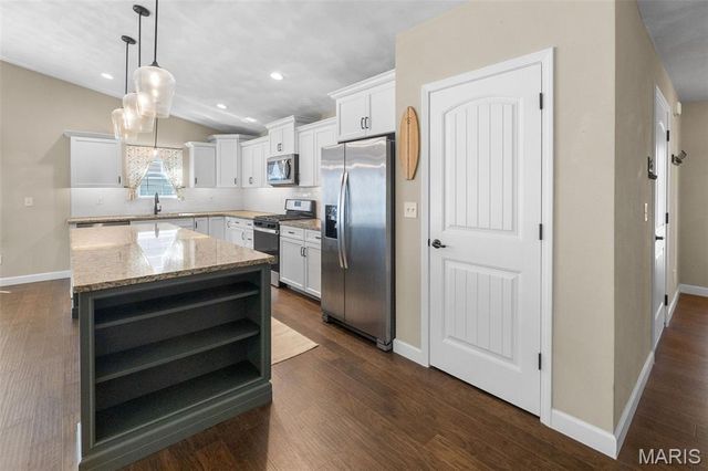 1420 McKinley Street, Mascoutah, IL 62258