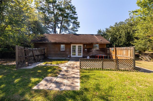 218 N Franklin Avenue, Cleveland, TX 77327