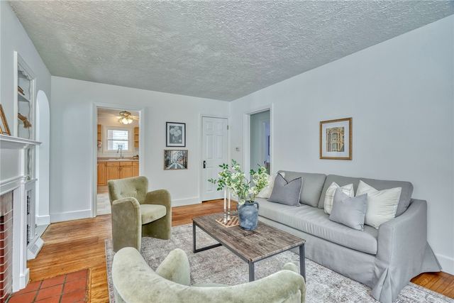 60 Daytona Avenue, Penfield, NY 14580