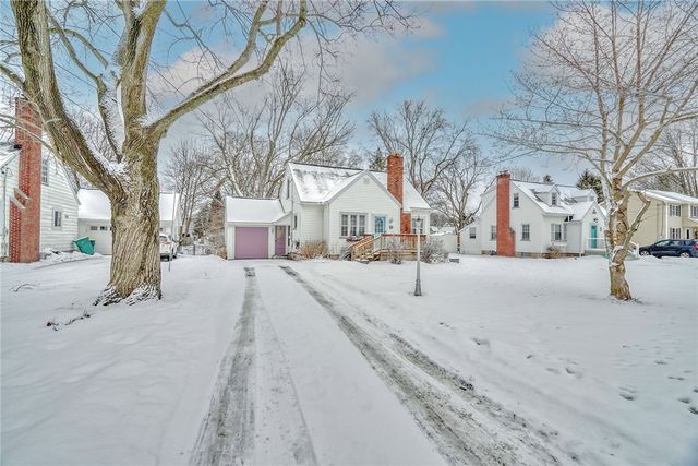 60 Daytona Avenue, Penfield, NY 14580