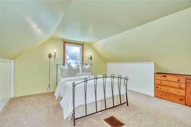 60 Daytona Avenue, Penfield, NY 14580