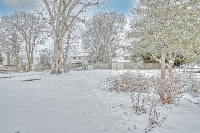 60 Daytona Avenue, Penfield, NY 14580