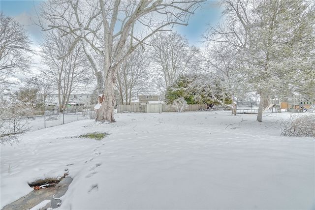 60 Daytona Avenue, Penfield, NY 14580