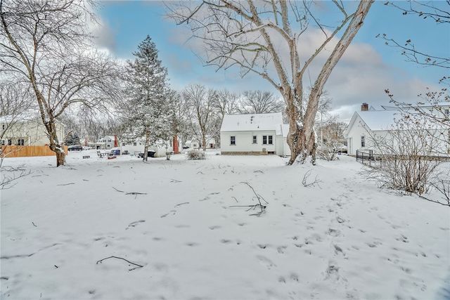 60 Daytona Avenue, Penfield, NY 14580