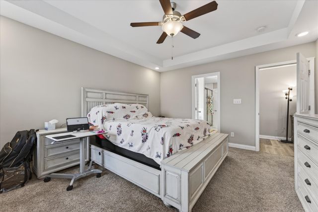 323 Dugger Dr, Clarksville, TN 37042
