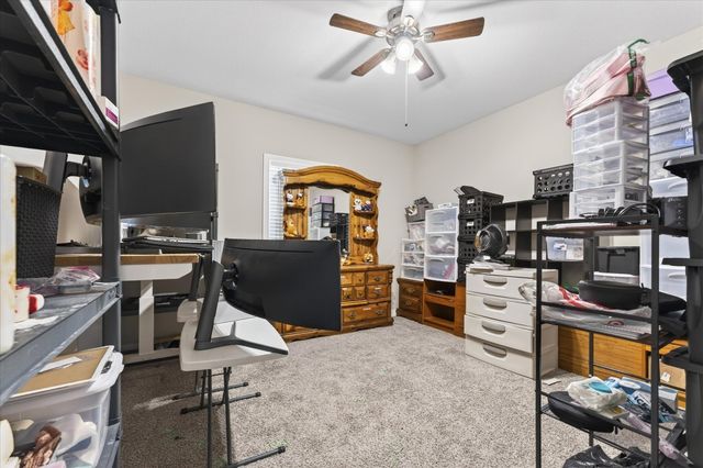 323 Dugger Dr, Clarksville, TN 37042