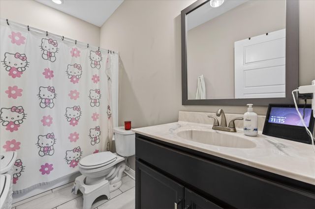 323 Dugger Dr, Clarksville, TN 37042