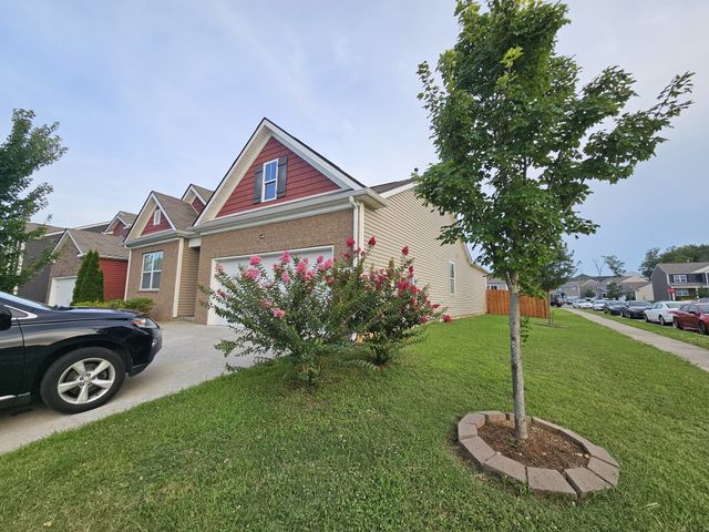 2167 Carefree Ln, Antioch, TN 37013