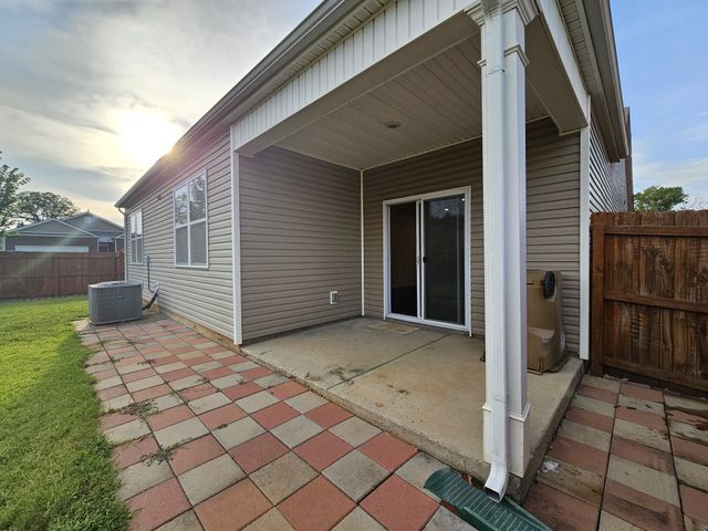 2167 Carefree Ln, Antioch, TN 37013