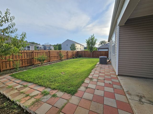 2167 Carefree Ln, Antioch, TN 37013