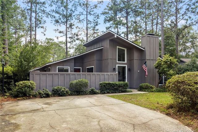 6833 S Staff Road, Fayetteville, NC 28306
