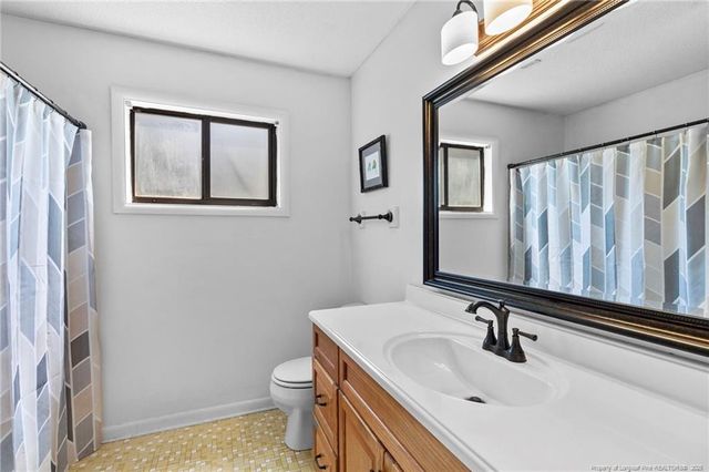 6833 S Staff Road, Fayetteville, NC 28306