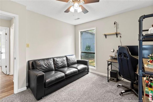 6833 S Staff Road, Fayetteville, NC 28306