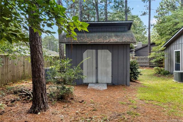 6833 S Staff Road, Fayetteville, NC 28306