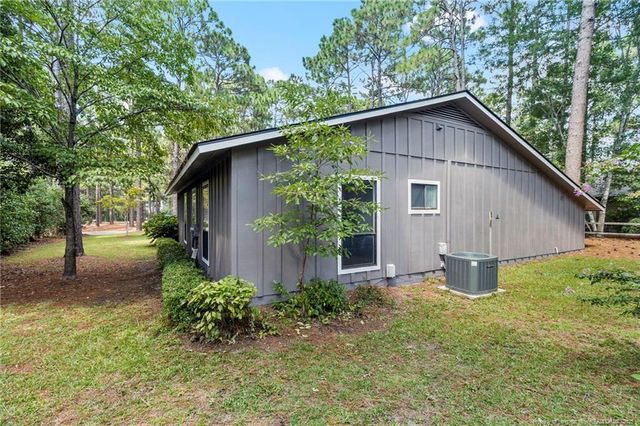 6833 S Staff Road, Fayetteville, NC 28306