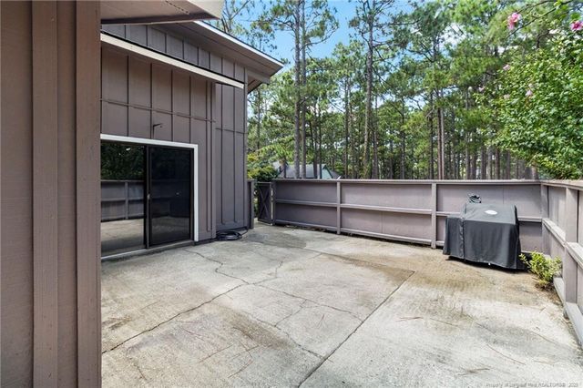 6833 S Staff Road, Fayetteville, NC 28306