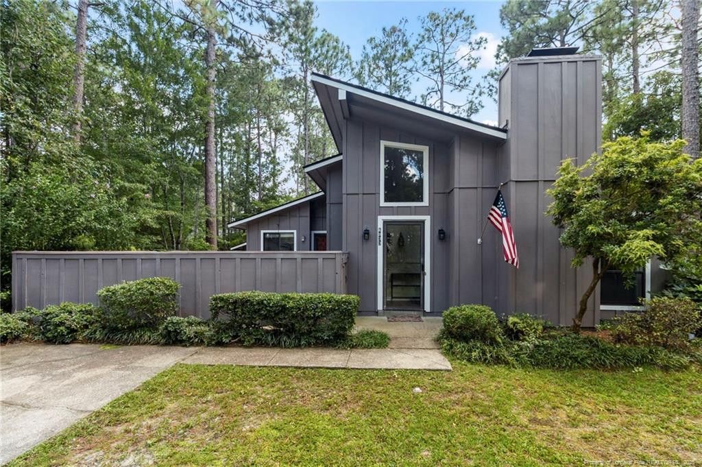 6833 S Staff Road, Fayetteville, NC 28306