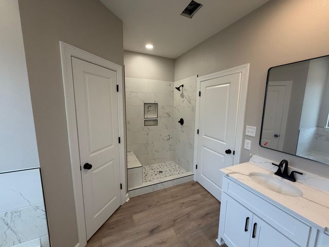 1917 Hidden Creek Drive, Sherwood, AR 72120