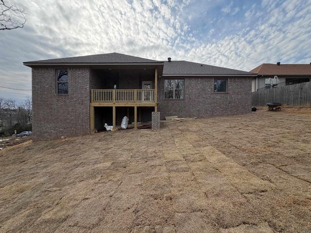 1917 Hidden Creek Drive, Sherwood, AR 72120