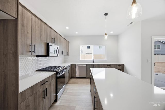 9414 W Cosmic St, Nampa, ID 83687