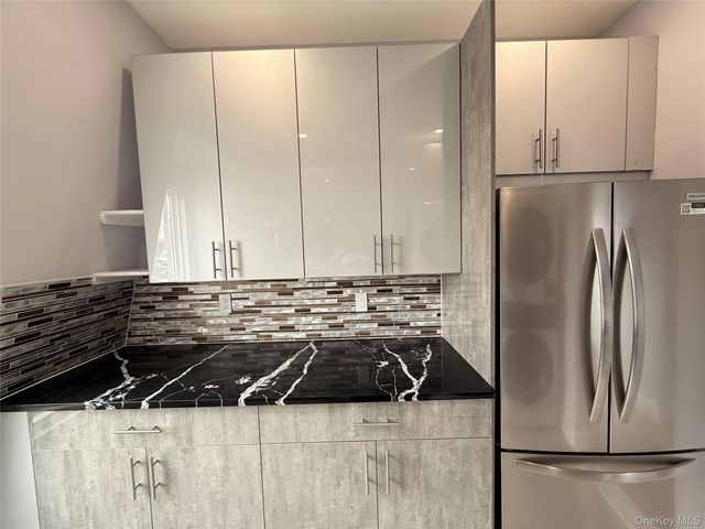 222 Primrose Avenue 3, Mount Vernon, NY 10552