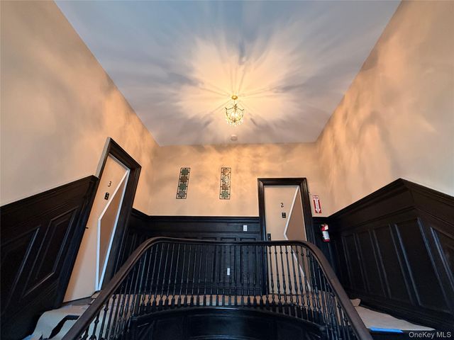 222 Primrose Avenue 3, Mount Vernon, NY 10552