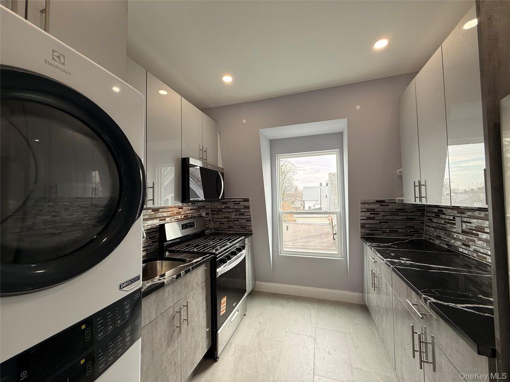 222 Primrose Avenue 3, Mount Vernon, NY 10552