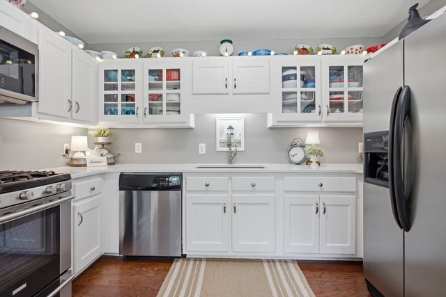 131 Pin Oaks Ln, Hohenwald, TN 38462