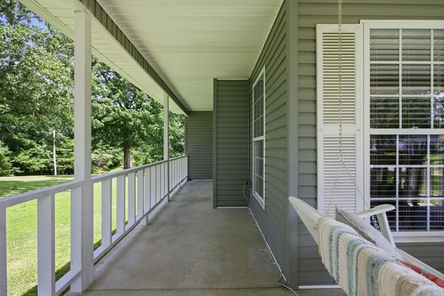 131 Pin Oaks Ln, Hohenwald, TN 38462