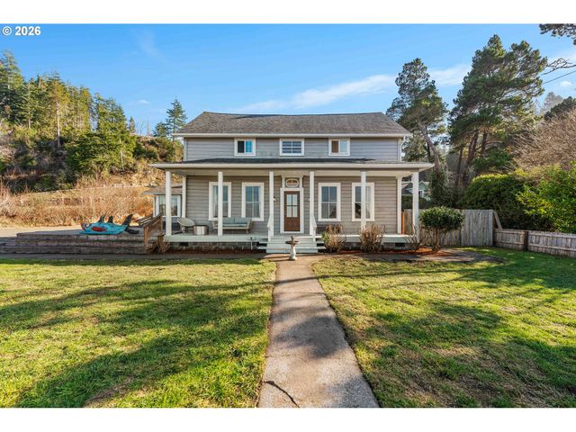 57586 PARKERSBURG Rd, Bandon, OR 97411