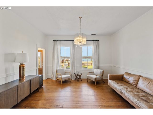 57586 PARKERSBURG Rd, Bandon, OR 97411