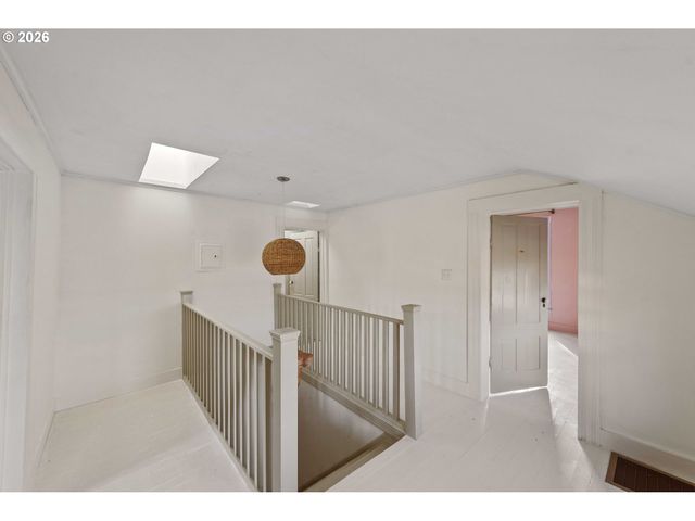 57586 PARKERSBURG Rd, Bandon, OR 97411