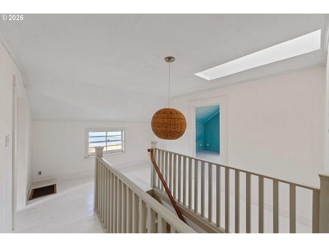 57586 PARKERSBURG Rd, Bandon, OR 97411