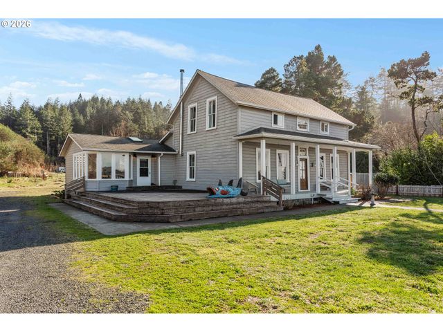 57586 PARKERSBURG Rd, Bandon, OR 97411