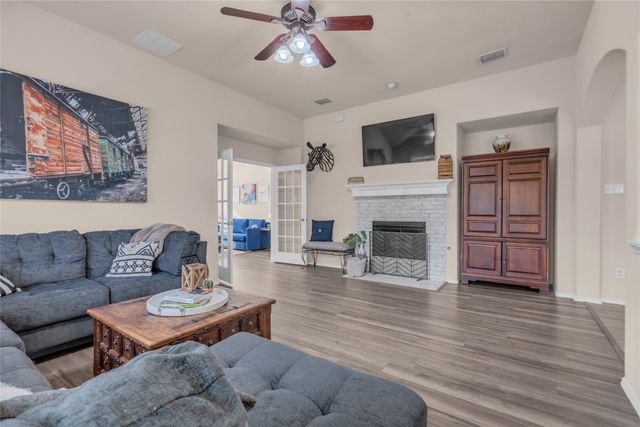 308 Cadbury Drive, Euless, TX 76040