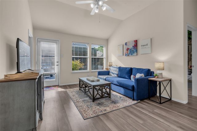 308 Cadbury Drive, Euless, TX 76040