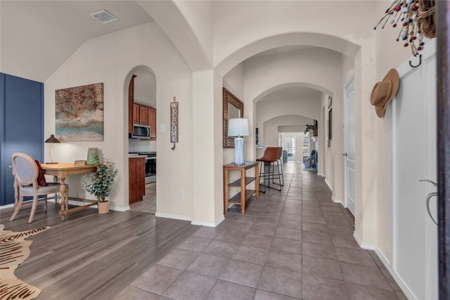 308 Cadbury Drive, Euless, TX 76040