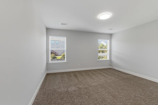 9706 Valley Springs Dr, Brentwood, TN 37027