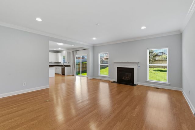 9706 Valley Springs Dr, Brentwood, TN 37027