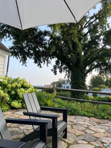 450 Harbor Road, Fairfield, CT 06890