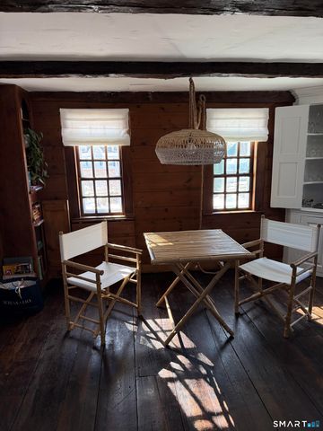 450 Harbor Road, Fairfield, CT 06890