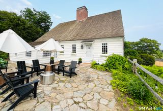 450 Harbor Road, Fairfield, CT 06890