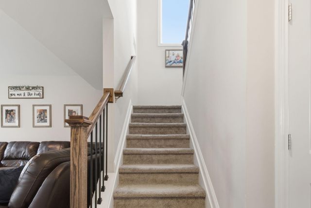 146 Dove Run Circle, Georgetown, KY 40324
